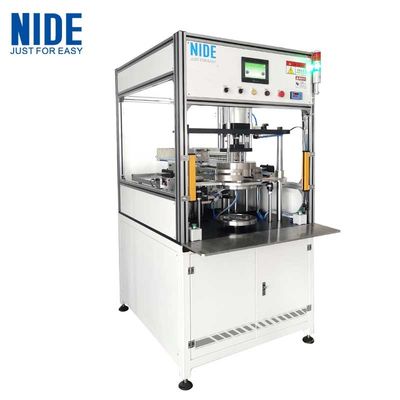 Automatische machine voor het plakken van lijm met magnetische rotor