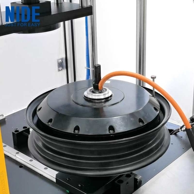 Motoren, statoren en rotoren, automatische assemblage-machine